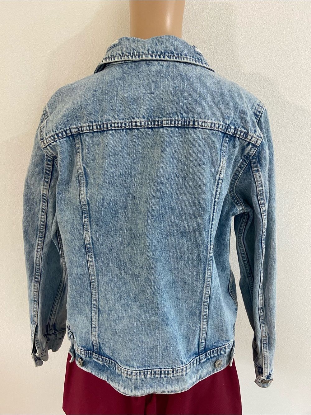 Old Navy Light Blue Distressed Denim Jacket sz L - Picture 2 of 9